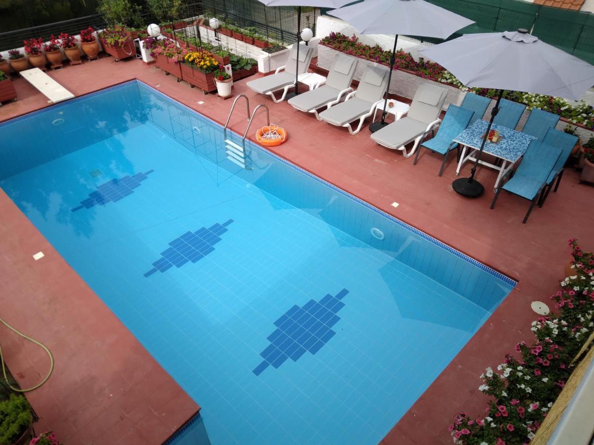 וילה In Panorama, Thessaloniki, With A Swimming Pool. Host: Mr. George